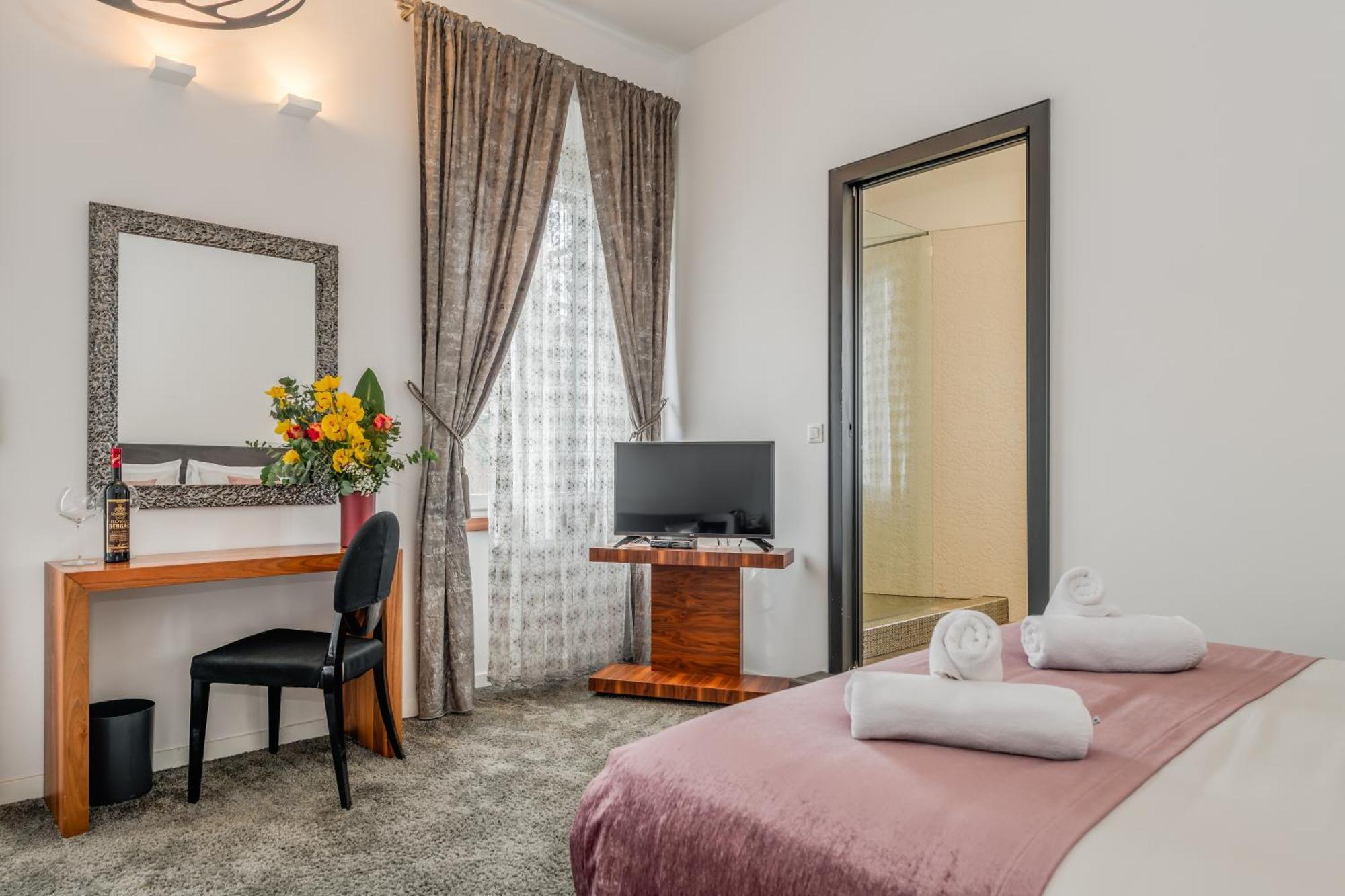 Starlight Luxury Suites Сплит Екстериор снимка