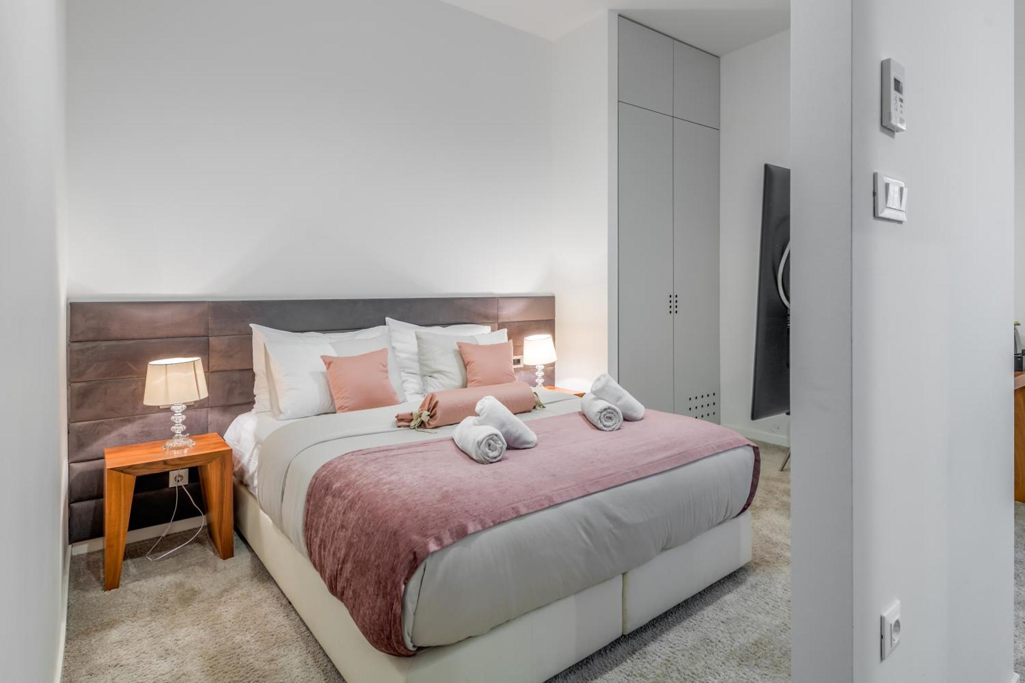 Starlight Luxury Suites Сплит Екстериор снимка